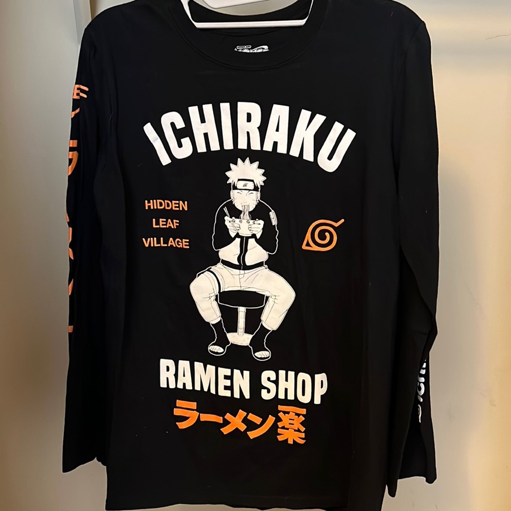 Mens size small Ichiraku ramen shop long sleeve t-shirt